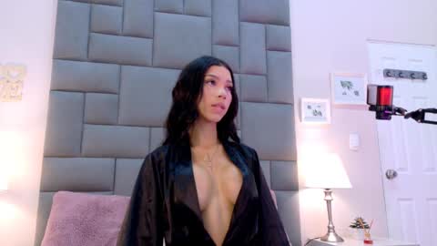 Bree  online show from February 14, 2:44 pm