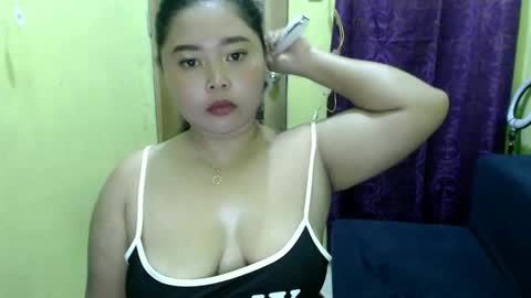 Snapshot of breliantes chatting on June 9, 11:27 pm breliantes online show from June 9, 11:27 pm