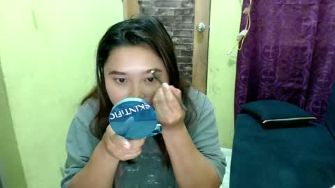 Snapshot of breliantes chatting on June 18, 12:22 am breliantes online show from June 18, 12:22 am