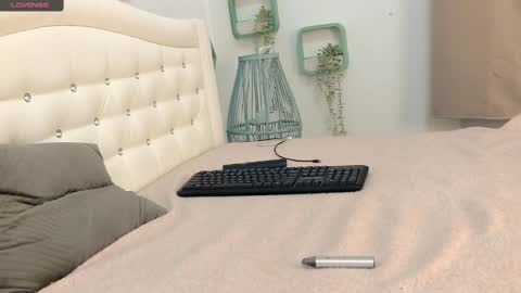 Brelland online show from February 12, 1:27 pm