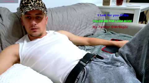 Brelland online show from December 13, 7:53 pm