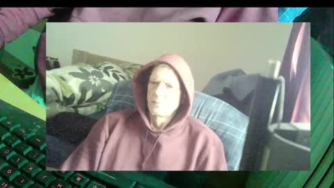 Snapshot of bremer64 chatting on May 23, 12:42 pm bremer64 online show from May 23, 12:42 pm