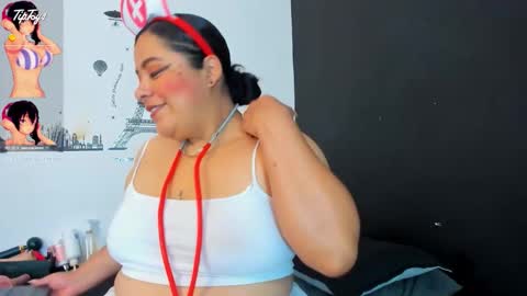 Snapshot of brenda_maz chatting on March 2, 12:01 pm Brenda online show from March 2, 12:01 pm