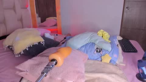 Snapshot of brenda_ruiz_ chatting on February 22, 1:13 pm Branda online show from February 22, 1:13 pm