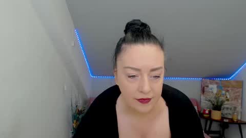 Brenda Skye online show from September 26, 3:32 am
