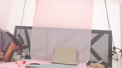 BRENDA VELASQUEZ online show from November 1, 8:44 pm