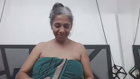 BRENDA VELASQUEZ online show from March 8, 2:54 pm