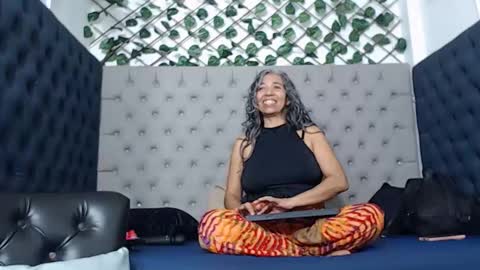 BRENDA VELASQUEZ online show from March 17, 6:44 pm