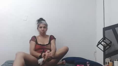 BRENDA VELASQUEZ online show from April 4, 5:21 pm