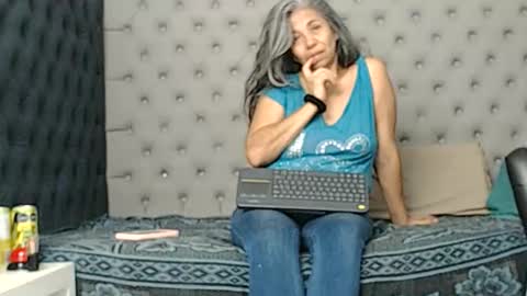 BRENDA VELASQUEZ online show from May 24, 10:48 pm