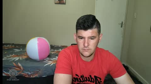 Snapshot of brendansexyboy098754 chatting on January 31, 5:09 am ask me lol online show from January 31, 5:09 am