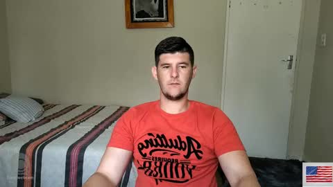 Snapshot of brendansexyboy098754 chatting on February 10, 10:53 am ask me lol online show from February 10, 10:53 am