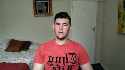 Snapshot of brendansexyboy098754 chatting on February 22, 8:07 am ask me lol online show from February 22, 8:07 am