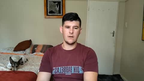 Snapshot of brendansexyboy098754 chatting on February 23, 12:16 pm ask me lol online show from February 23, 12:16 pm