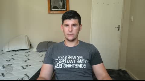 Snapshot of brendansexyboy098754 chatting on March 6, 9:36 am ask me lol online show from March 6, 9:36 am