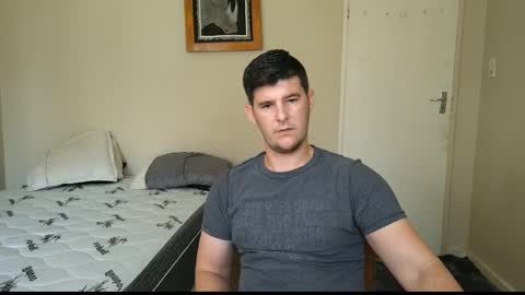 Snapshot of brendansexyboy098754 chatting on March 6, 12:41 pm ask me lol online show from March 6, 12:41 pm