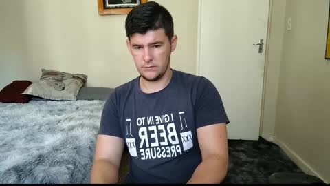 Snapshot of brendansexyboy098754 chatting on March 9, 7:45 am ask me lol online show from March 9, 7:45 am