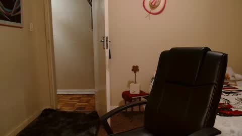 ask me lol online show from March 30, 4:02 am