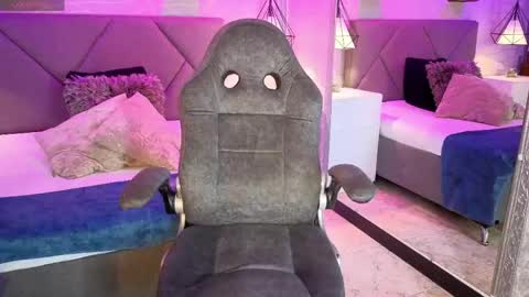 brendasweet10 online show from April 15, 3:35 am