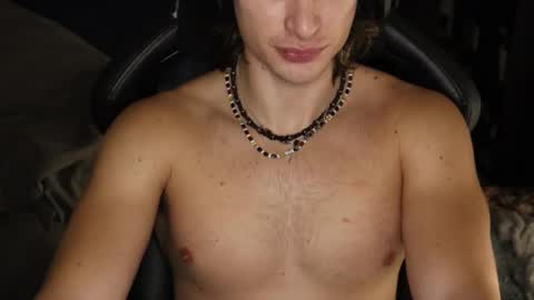 Snapshot of brentonverde chatting on December 13, 10:37 pm brentonverde online show from December 13, 10:37 pm