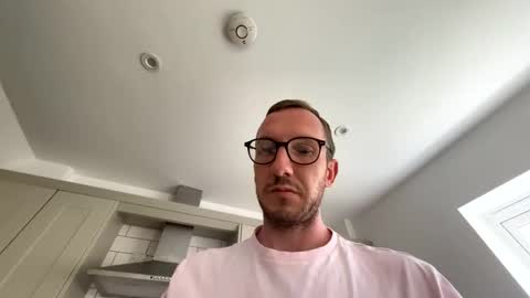 brettbigdee online show from May 16, 10:36 am