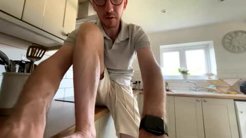 brettbigdee online show from May 23, 7:56 am