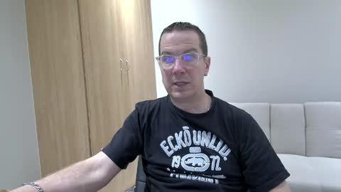 Brett online show from April 9, 6:35 pm