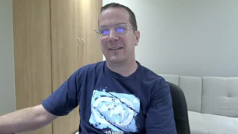 Brett online show from April 13, 10:32 am