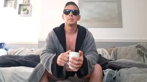 Snapshot of brettman82 chatting on July 19, 7:34 am brettman82 online show from July 19, 7:34 am