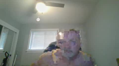 hey online show from June 9, 11:38 pm