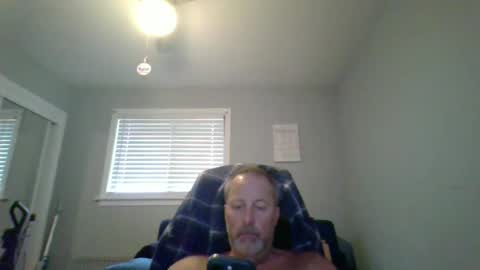 hey online show from June 23, 8:18 pm