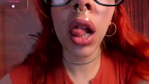 Snapshot of bri_von_dhara_ chatting on September 21, 10:28 am Bri online show from September 21, 10:28 am