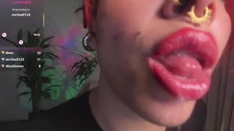 Snapshot of bri_von_dhara_ chatting on October 16, 1:45 pm Bri online show from October 16, 1:45 pm