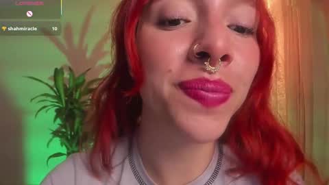 Snapshot of bri_von_dhara_ chatting on October 20, 1:00 pm Bri online show from October 20, 1:00 pm