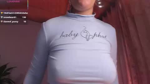 Snapshot of bri_von_dhara_ chatting on October 25, 5:51 pm Bri online show from October 25, 5:51 pm