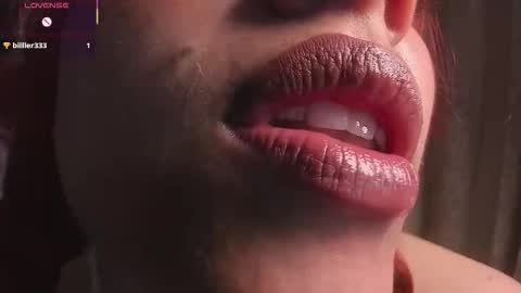 Snapshot of bri_von_dhara_ chatting on November 4, 12:26 pm Bri online show from November 4, 12:26 pm