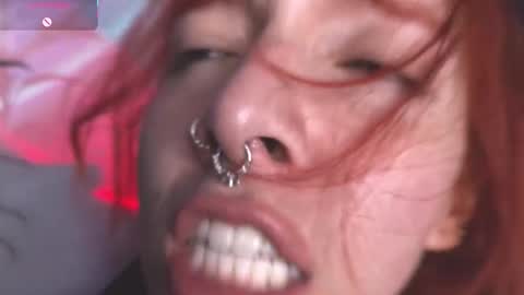 Snapshot of bri_von_dhara_ chatting on November 13, 10:08 pm Bri online show from November 13, 10:08 pm