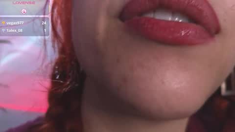 Snapshot of bri_von_dhara_ chatting on November 17, 3:18 pm Bri online show from November 17, 3:18 pm