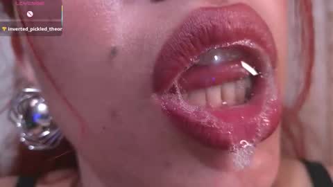 Bri  online show from January 9, 3:04 pm