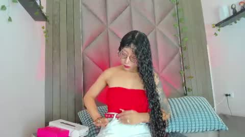B R I A  online show from June 22, 1:40 am