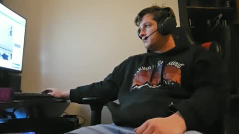 Snapshot of brian7891012 chatting on January 18, 7:06 pm brian7891012 online show from January 18, 7:06 pm