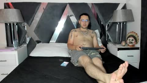 Snapshot of brian_chiki chatting on February 23, 1:46 am Brian Chiki online show from February 23, 1:46 am