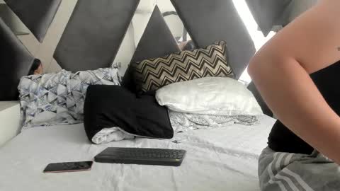 Snapshot of brian_chiki chatting on March 7, 6:22 pm Brian Chiki online show from March 7, 6:22 pm