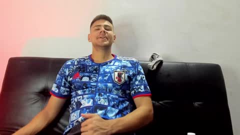 Snapshot of brian_mac chatting on January 5, 6:56 pm brian_mac online show from January 5, 6:56 pm