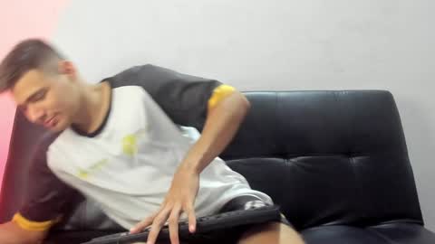 Snapshot of brian_mac chatting on January 11, 6:54 pm brian_mac online show from January 11, 6:54 pm