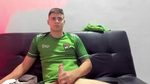 Snapshot of brian_mac chatting on January 25, 9:26 am brian_mac online show from January 25, 9:26 am