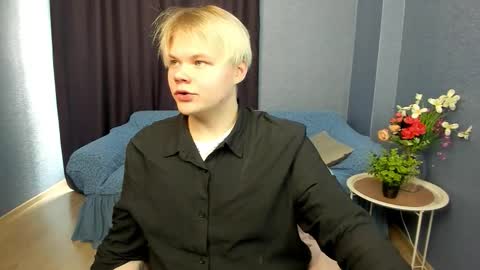 brian_mils online show from February 27, 11:21 am