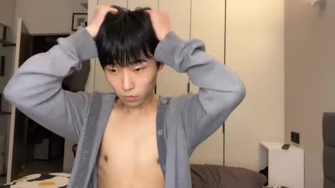 Snapshot of brian_stars chatting on February 22, 3:14 pm Brian boy online show from February 22, 3:14 pm
