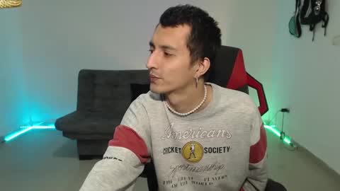 Snapshot of brian_sweetx chatting on March 11, 5:27 am Brian sweetx Independent online show from March 11, 5:27 am