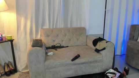 briana online show from February 19, 1:39 pm